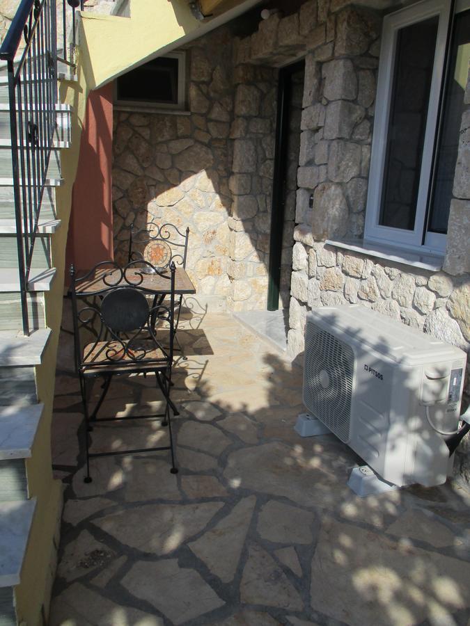 Korina Studios Paleokastritsa Exterior photo